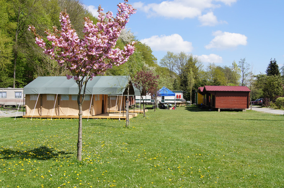 trekkershut huren, Trekkershut camping