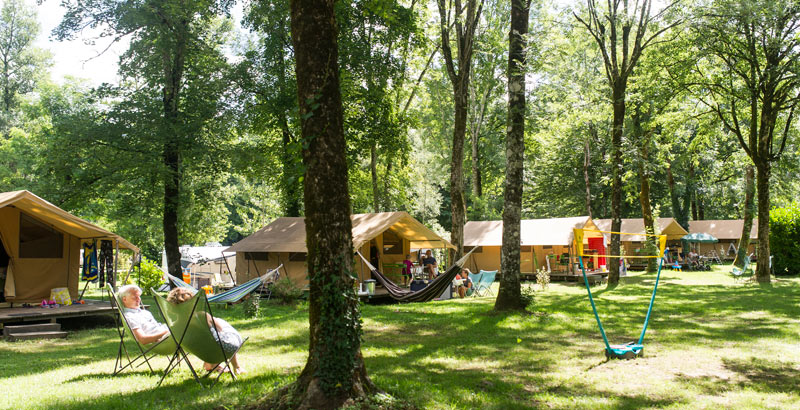 Glamping Camping Huttopia Beaulieu sur Dordogne