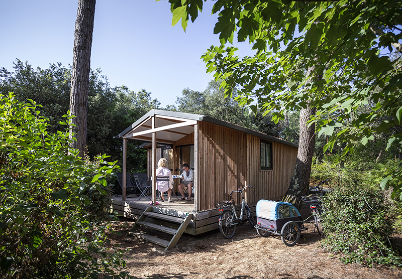 Glamping Camping Huttopia Chardons Bleus – Ile de Ré