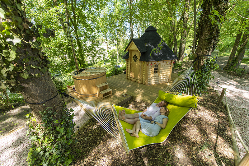 trekkershut huren, Trekkershut camping