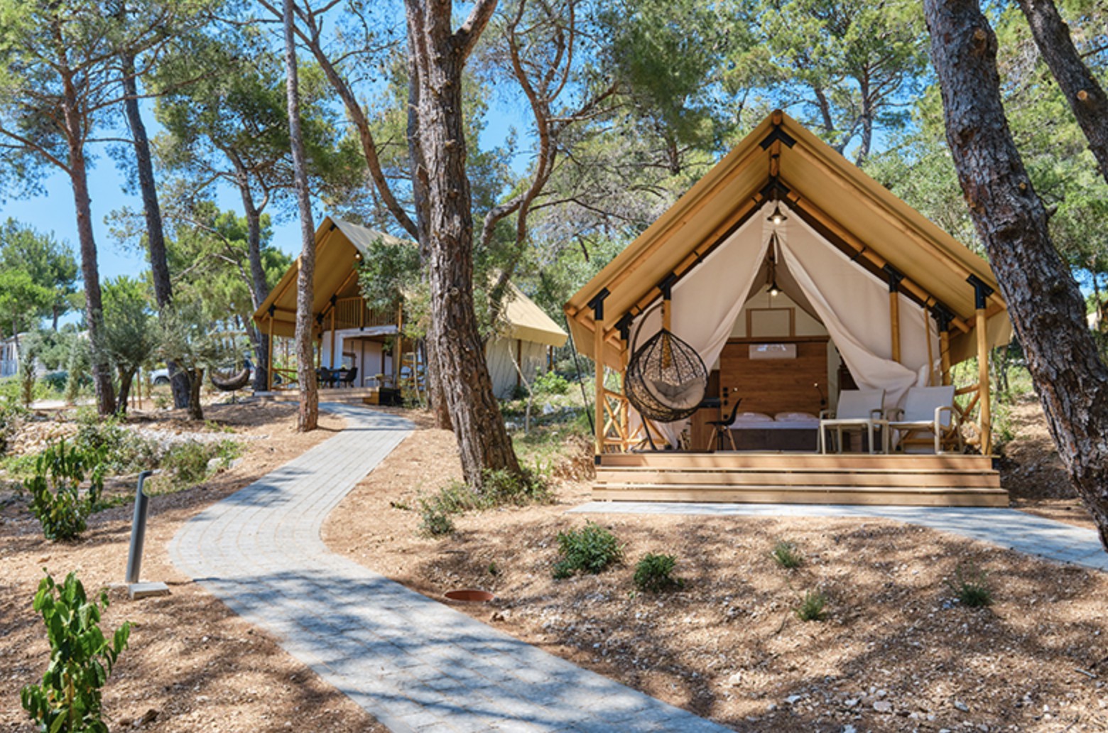 Glamping vs kamperen: Wat is het verschil?, Wat is het verschil tussen glamping en kamperen?
